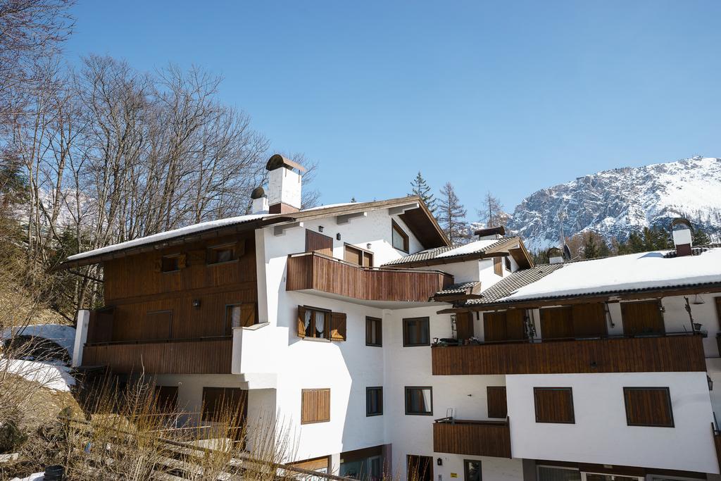 Villa Franchetti - Stayincortina Cortina d'Ampezzo Bagian luar foto